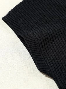 Black Patch Pocket Ribbed Knit Short Sleeve Sweater