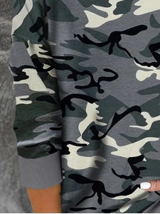 Casual camouflage print crew neck sweatshirt