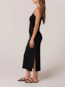 Casual slim fitting dress