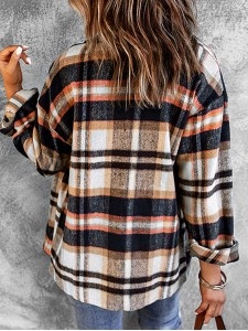 Geometric Plaid Print Pocketed Shacket