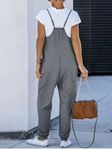 Knitted V-neck strap pocket jumpsuit