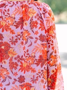 Women's long sleeve floral V-neck shirt